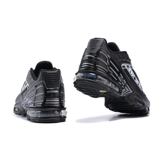 Sports Shoes Nike Air Max Plus 3 (M) Black Silver