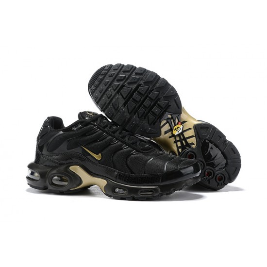 Sports Shoes Nike Air Max Plus Tn (M) Black Gold 852630-001