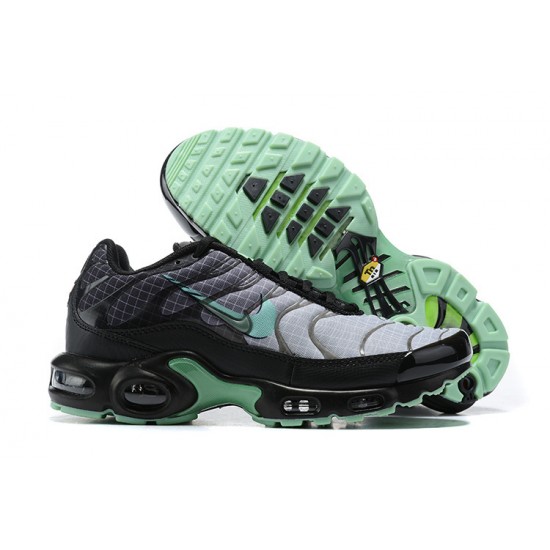 Sports Shoes Nike Air Max Plus Tn (M) Black Green CT1619-001