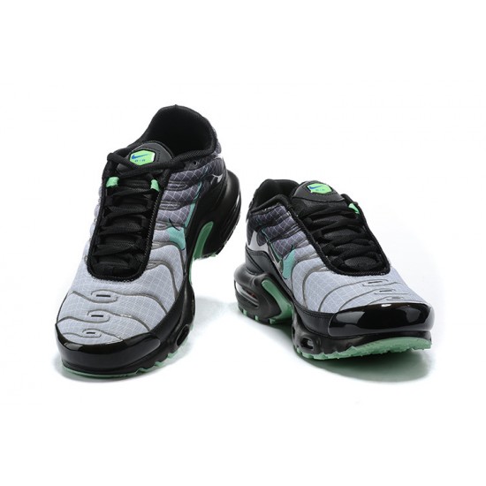 Sports Shoes Nike Air Max Plus Tn (M) Black Green CT1619-001