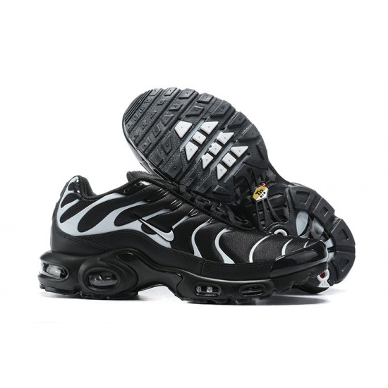 Sports Shoes Nike Air Max Plus Tn (M) Black Grey 852630-038