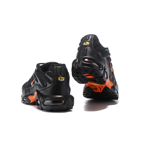 Sports Shoes Nike Air Max Plus Tn (M) Black Orange