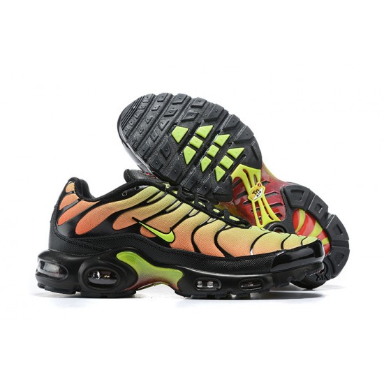 Sports Shoes Nike Air Max Plus Tn (M) Black Yellow AQ9979-001