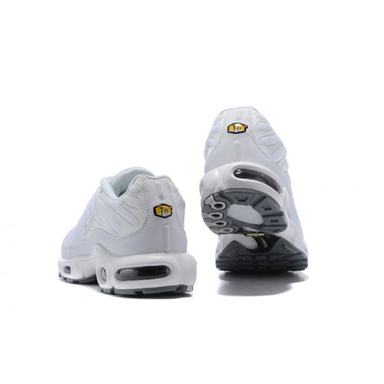 Sports Shoes Nike Air Max Plus Tn (M) White