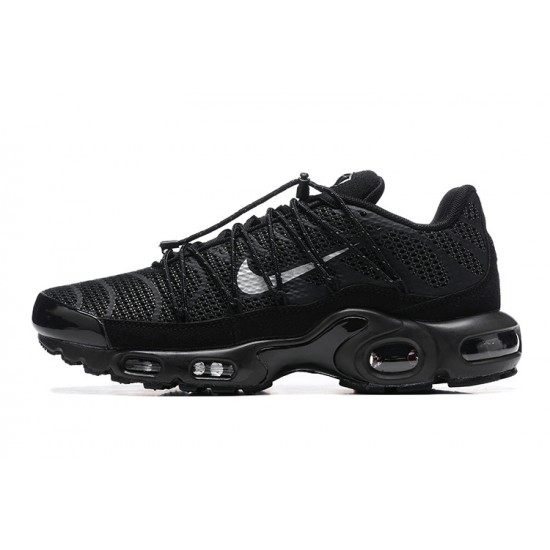 Sports Shoes Nike Air Max Plus Utility (M) Black