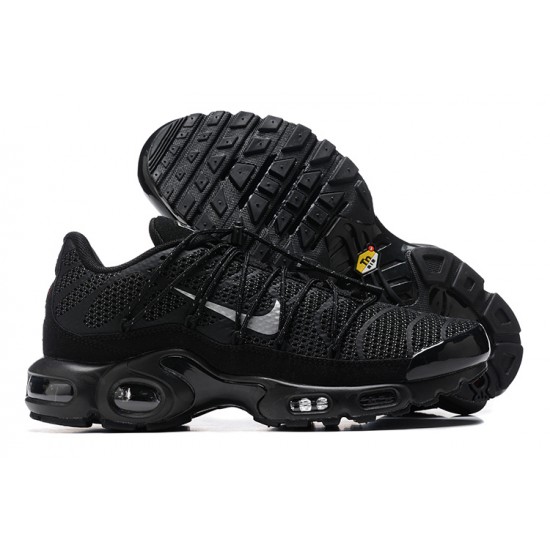 Sports Shoes Nike Air Max Plus Utility (M) Black