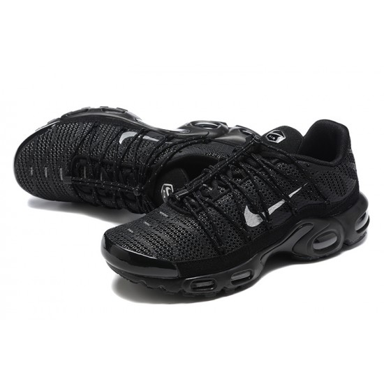 Sports Shoes Nike Air Max Plus Utility (M) Black