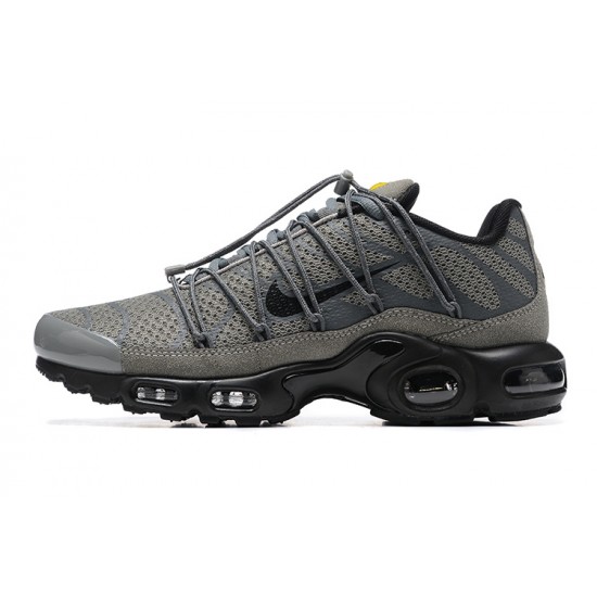 Sports Shoes Nike Air Max Plus Utility (M) Grey Black